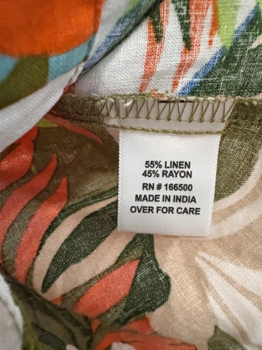 🌴🌞NWOT Linen Blend Green Tropical Button-Front V Neck Women's Top - Picture 3 of 8